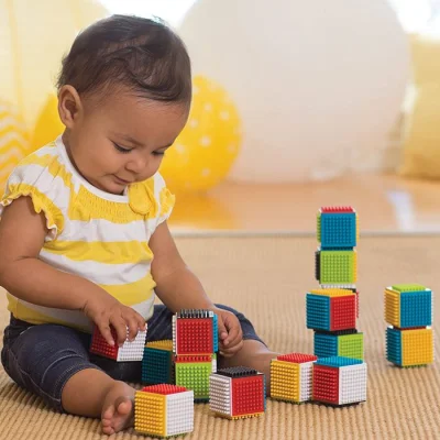 Infantino sensory kockice