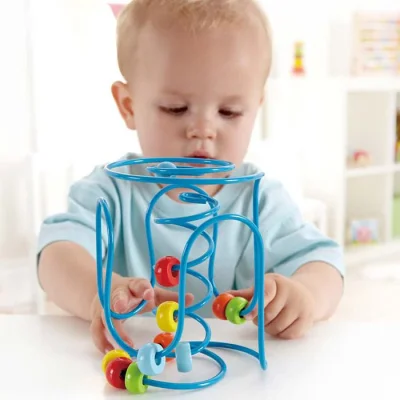 Hape aktivna igračka, labirint